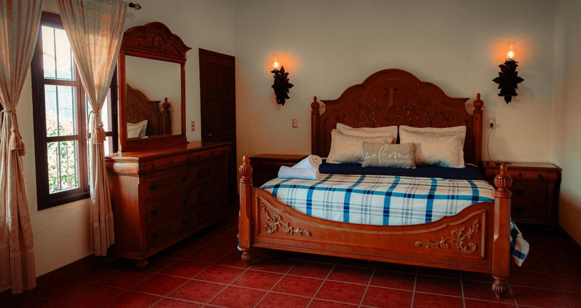 Palacio Del Conquistador San Cristobal El Bajo Luaran gambar